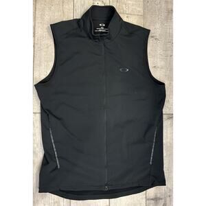 Oakley Rival Vest Men’s Blackout Softshell Vest Outdoor Jacket Size Medium